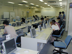 コンピュータ室